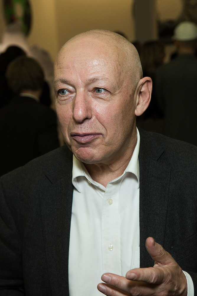 Открытие выставки Марка Куинна в Москве (фото 11)