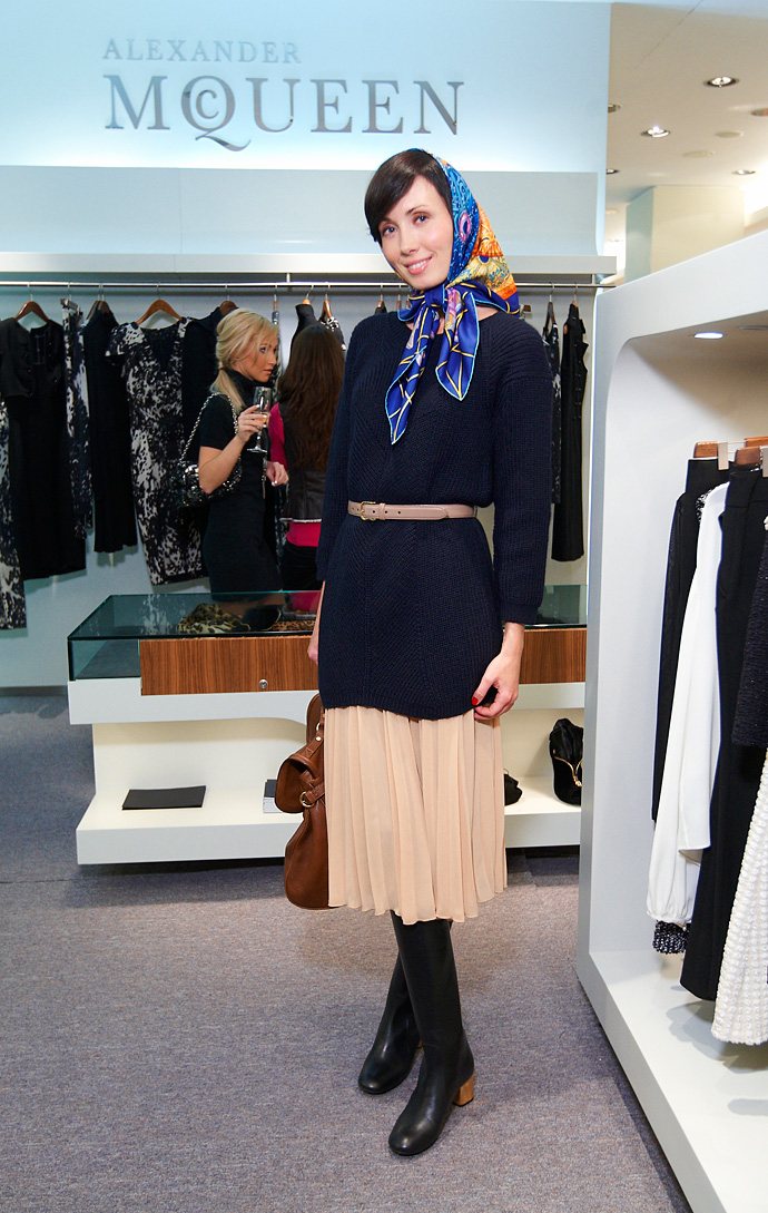 Коктейль Alexander McQueen for TSUM (фото 10)