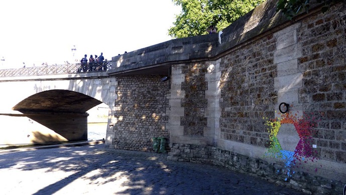 Цветные оригами как уличное искусство (фото 8)