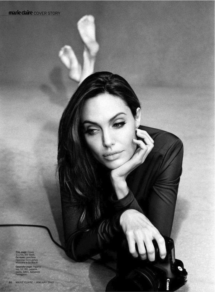 Неудержимая Анджелина в Marie Claire US (фото 2)