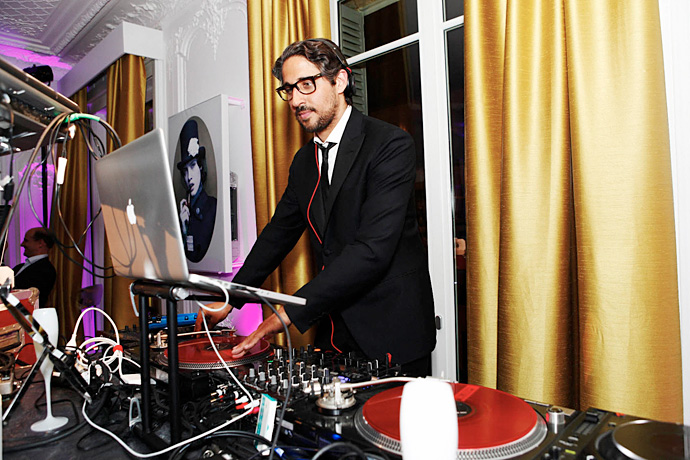 Открытие отеля W в Париже (фото 4)