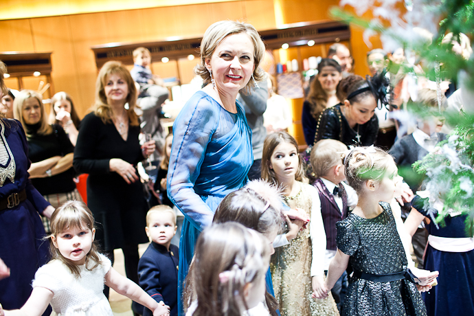 Новогодняя елка в бутике Cartier (фото 9)