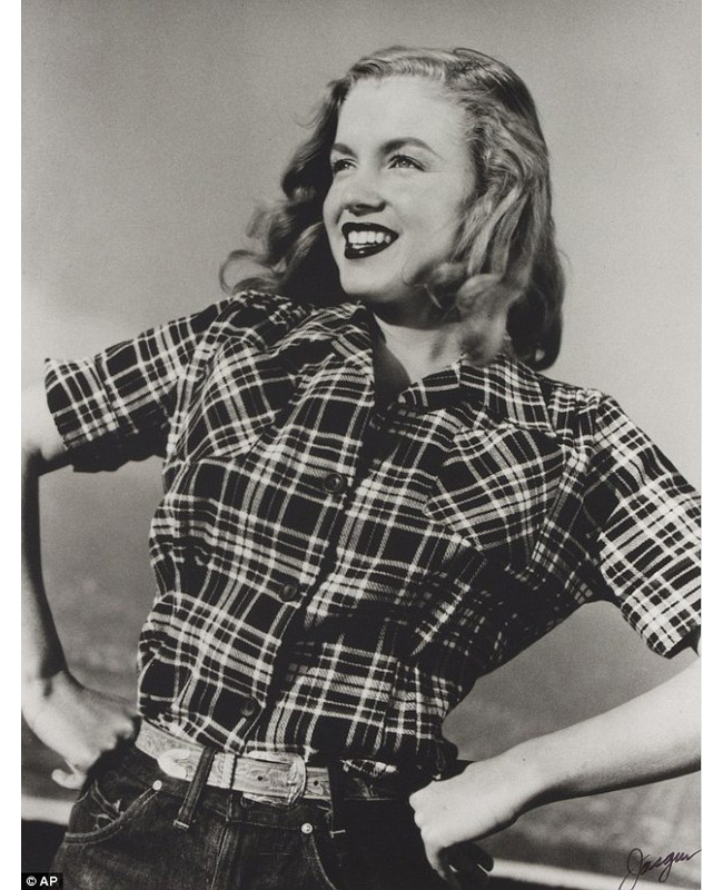 Потерянные фотографии Мэрилин Монро (фото 17)