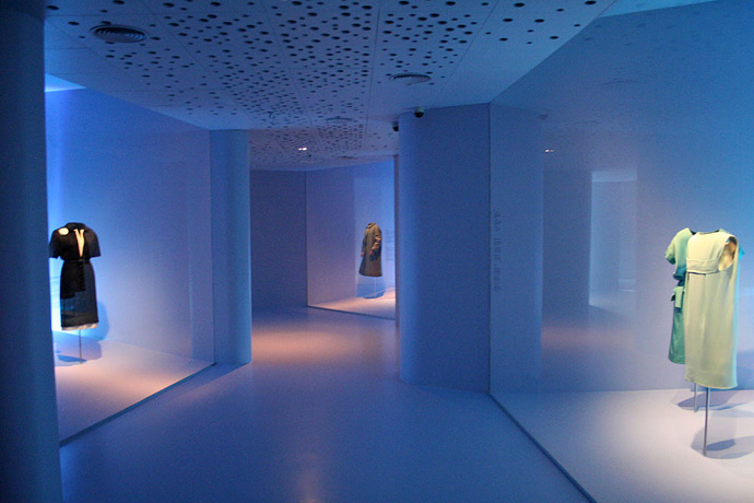 Музей Баленсиага открылся на родине кутюрье (фото 3)