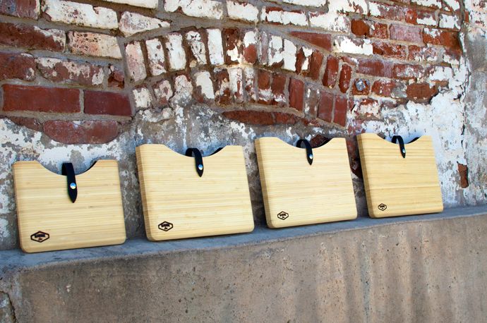 Чехлы из бамбука и дуба (фото 2)