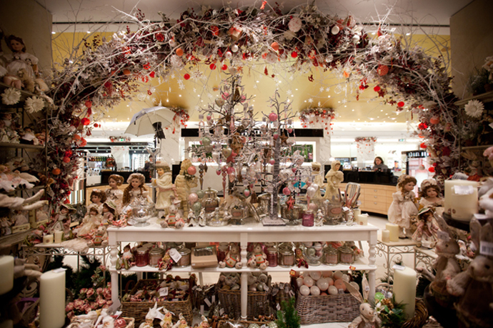Новогодний базар в ЦУМе (фото 1)