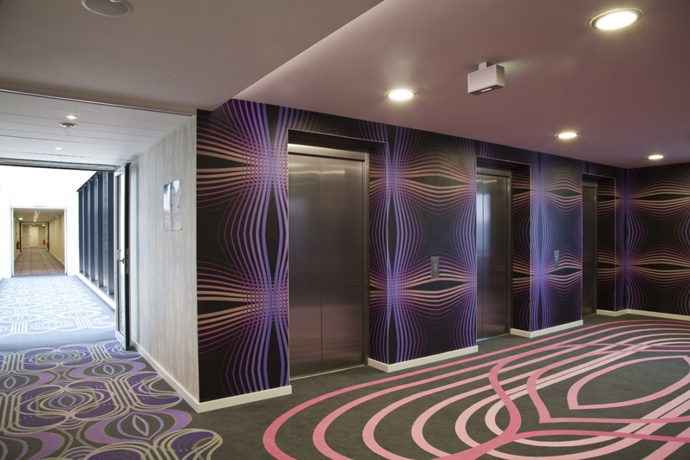 "Музыкальный" отель Nhow Berlin (фото 4)