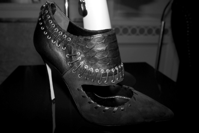 Фильм о новой коллекции Sergio Rossi (фото 3)