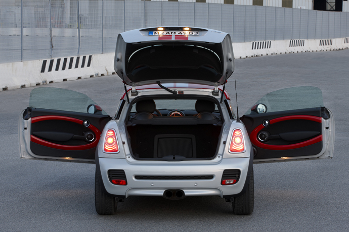 Премьера MINI Coupe (фото 3)
