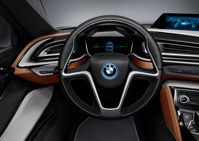 BMW i8 Concept Spyder (фото 16)