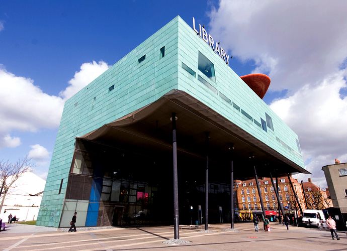 Самые необычные библиотеки мира (фото 11)