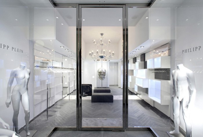 Бутик Philipp Plein в Тоскане