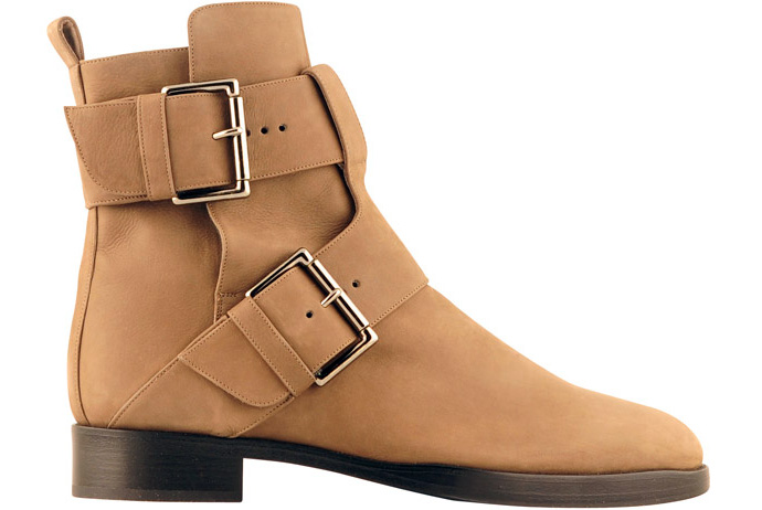 Бежевая обувь на осень (фото 28)