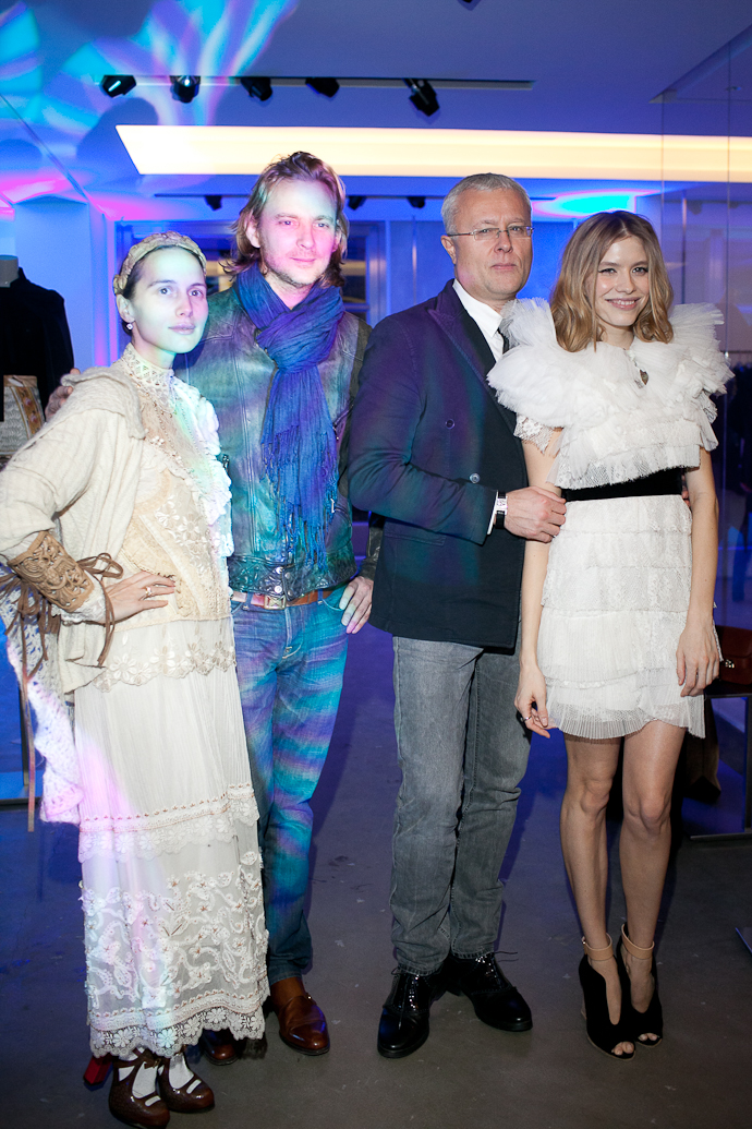 Новогодняя презентация проекта Aizel 24/7 (фото 2)