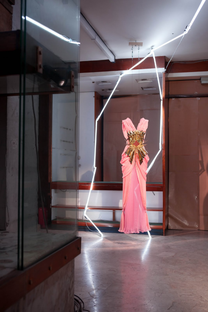 Выставка платьев Rodarte в Лос-Анджелесе (фото 3)