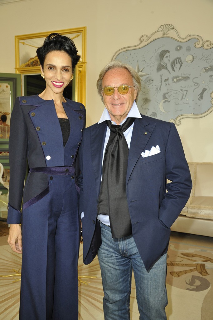 Открытие салона Schiaparelli в Париже (фото 2)