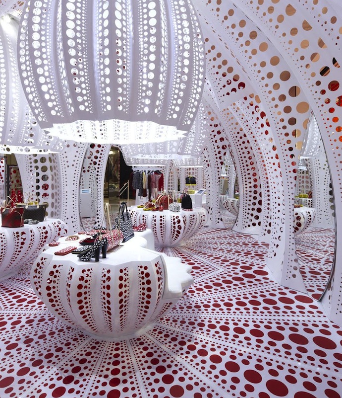 Корнер Louis Vuitton в Selfridges London (фото 5)