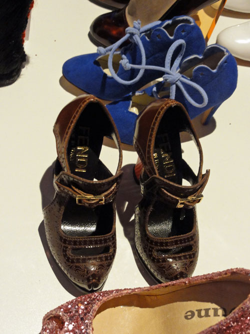 Миниатюрная обувь в Selfridges (фото 1)