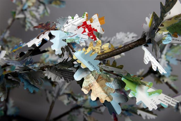 Выставка бумажного искусства в Манчестере (фото 1)