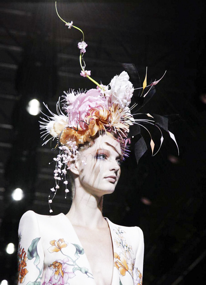 Armani Prive осень-зима 2011 (фото 8)