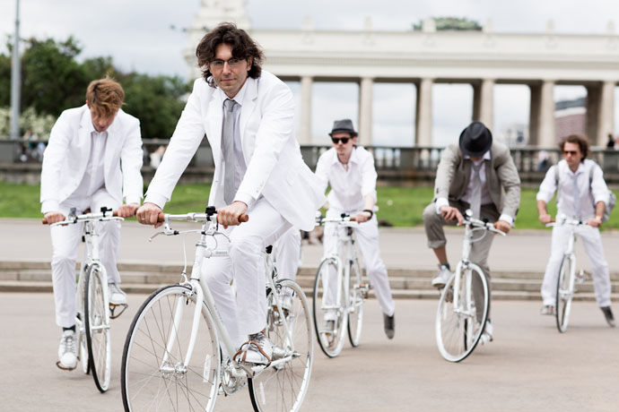 Велозаезд Strellson в парке Горького (фото 1)