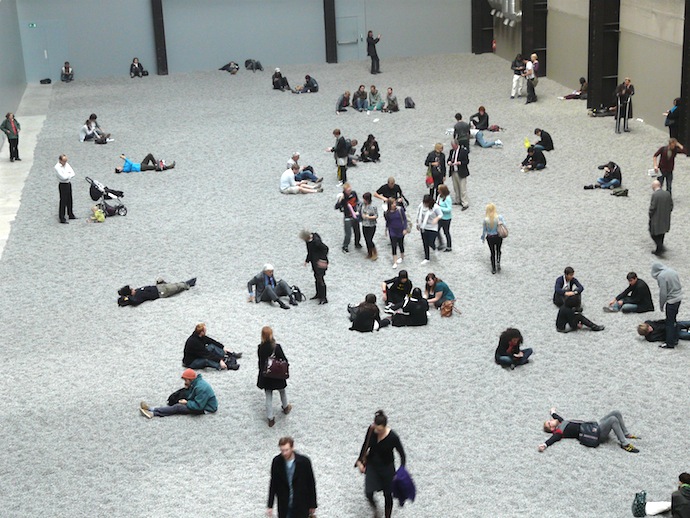 Tate Modern купила фарфоровые семечки Вэйвэя (фото 2)