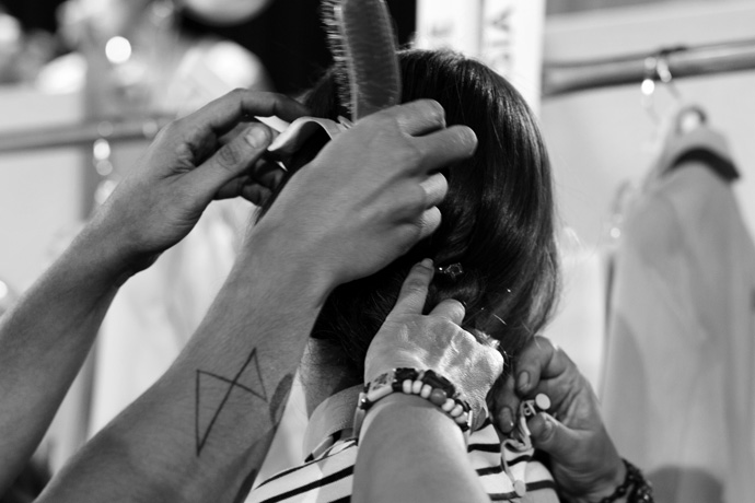 Скотт Шуман за кулисами показа Tommy Hilfiger (фото 12)