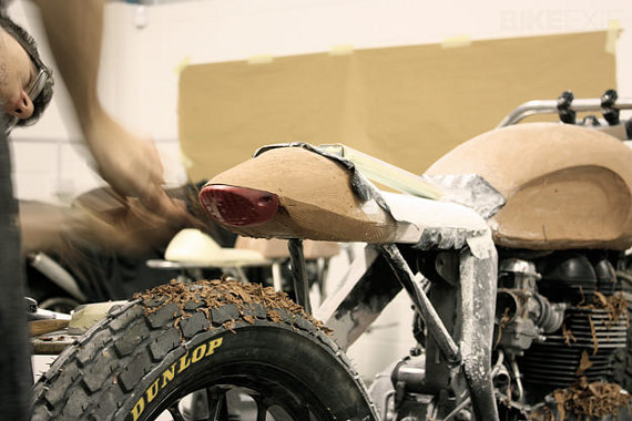 Кастомизированный мотоцикл Barbour для Triumph (фото 5)