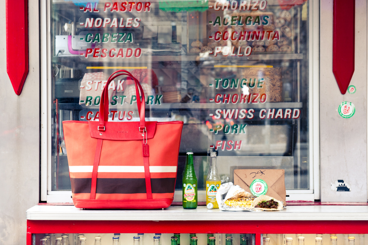 Сумки Coach путешествуют по Нью-Йорку (фото 9)