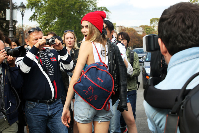 Девушка недели: Кара Делевинь (фото 17)