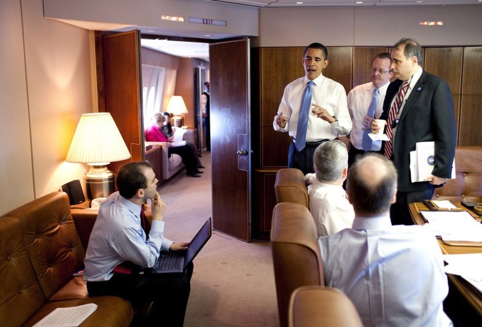 Небо. Самолет. Барак Обама (фото 2)