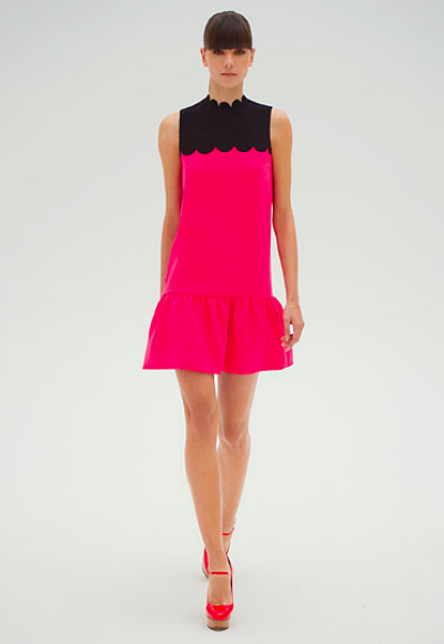 Новая линия платьев Виктории Бекхэм (фото 10)