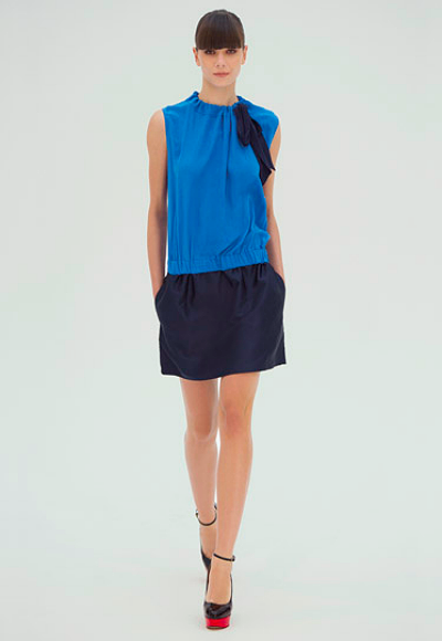 Новая линия платьев Виктории Бекхэм (фото 2)