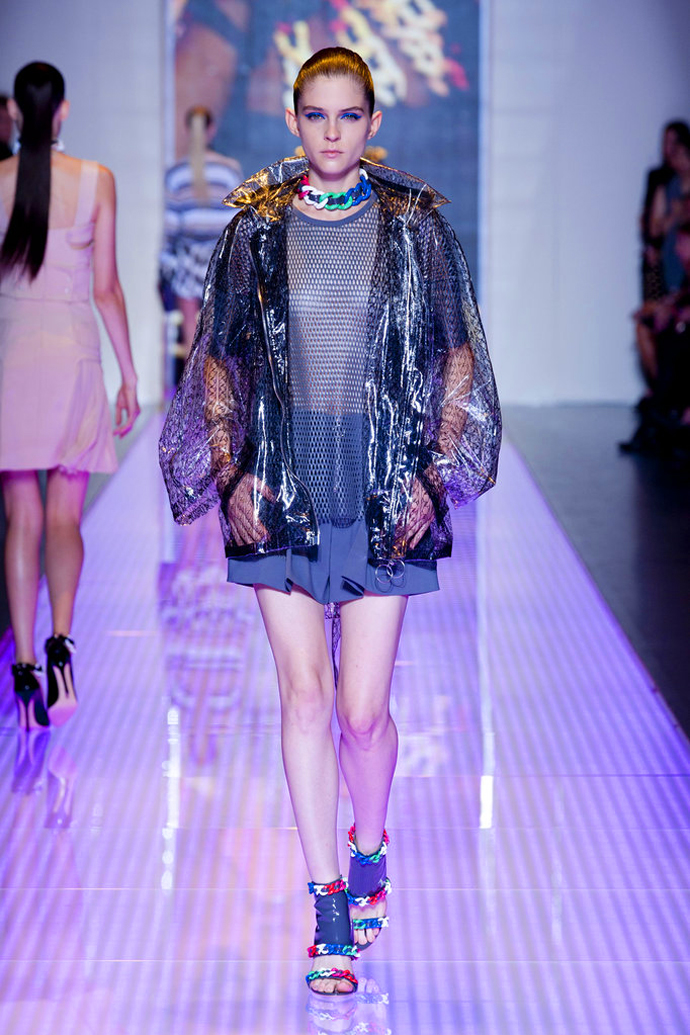 Versus весна-лето 2013: 5 объектов желания (фото 7)