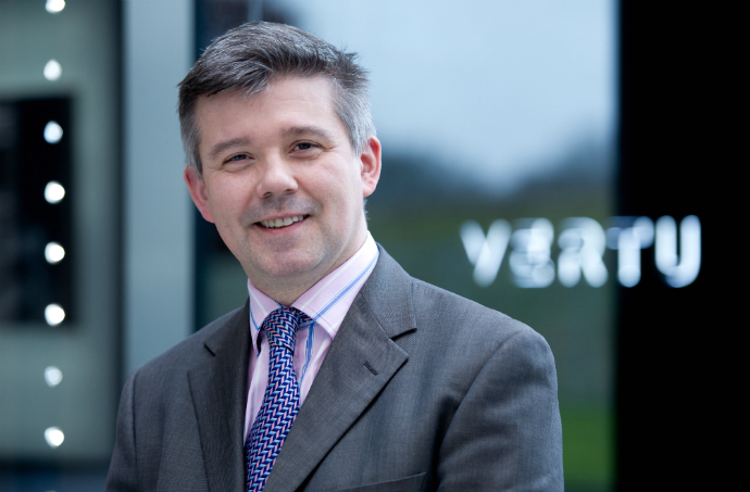 Интервью Buro 24/7: Марк Изатт (фото 4)