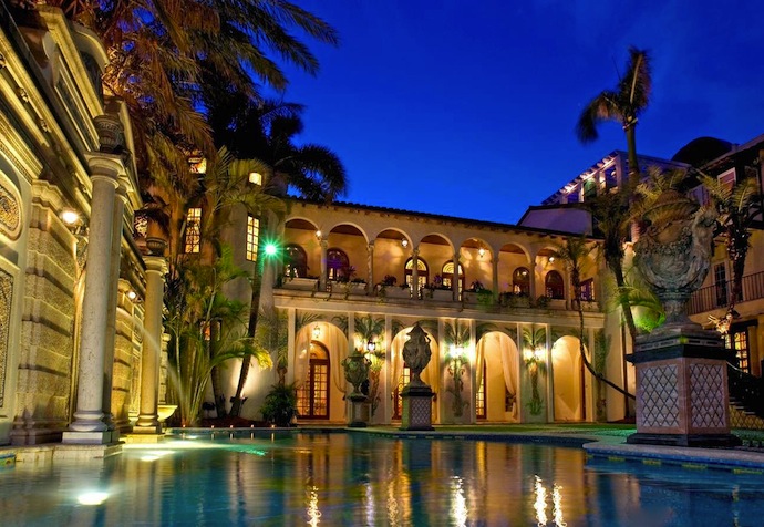 Особняк Джанни Версаче выставлен на продажу (фото 2)