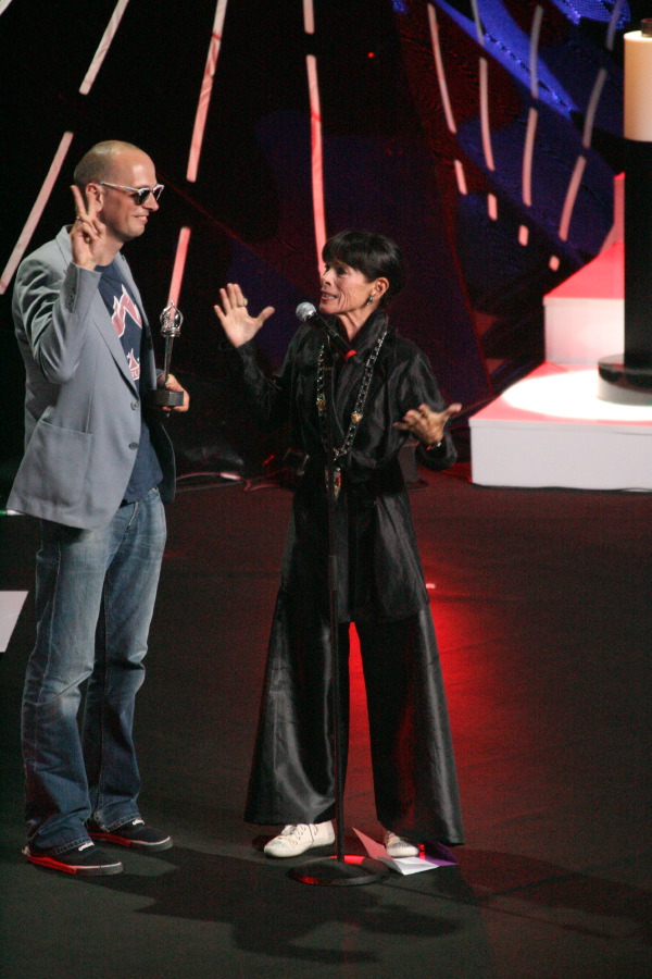 Шапито-шоу на закрытии 33-го ММКФ (фото 22)