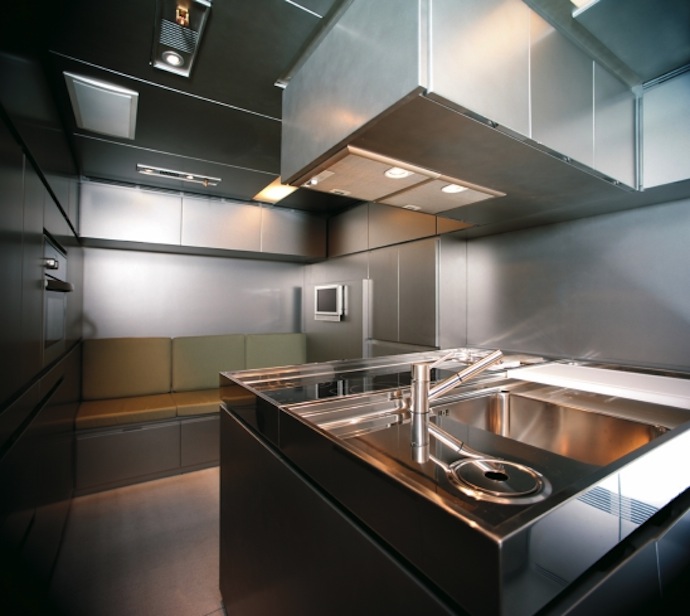 Яхта "Дарт Вейдер" за $33 миллиона (фото 7)