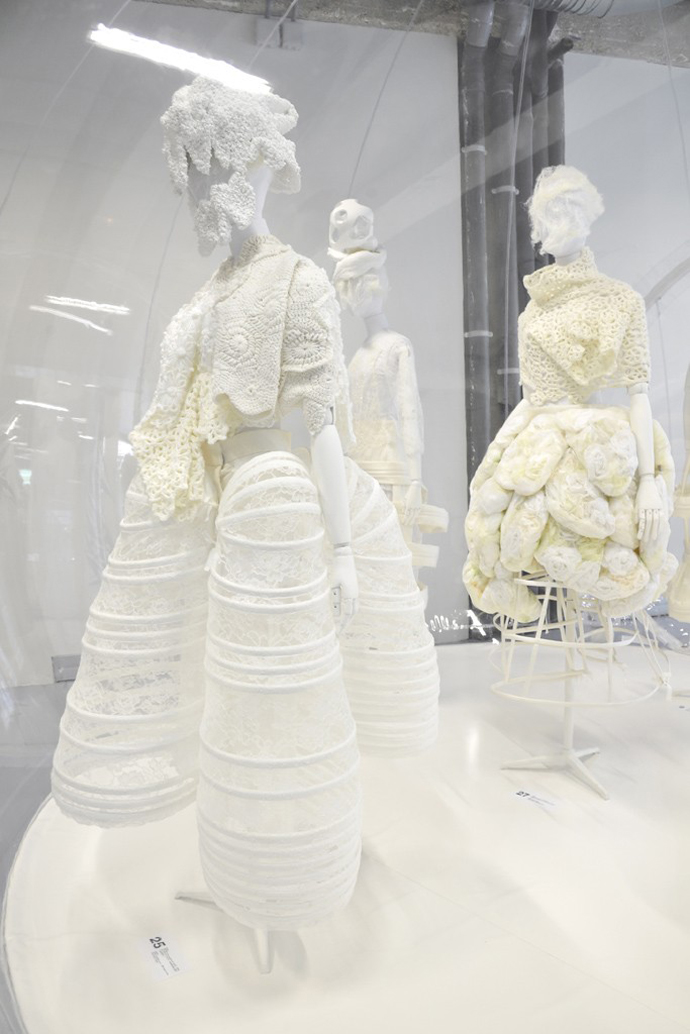 Выставки Comme Des Garcons и Balenciaga в Париже (фото 3)