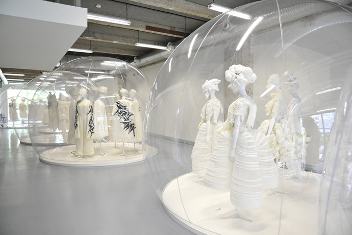 Выставки Comme Des Garcons и Balenciaga в Париже (фото 5)