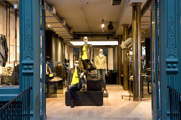 Новый магазин Porsche Design (фото 1)