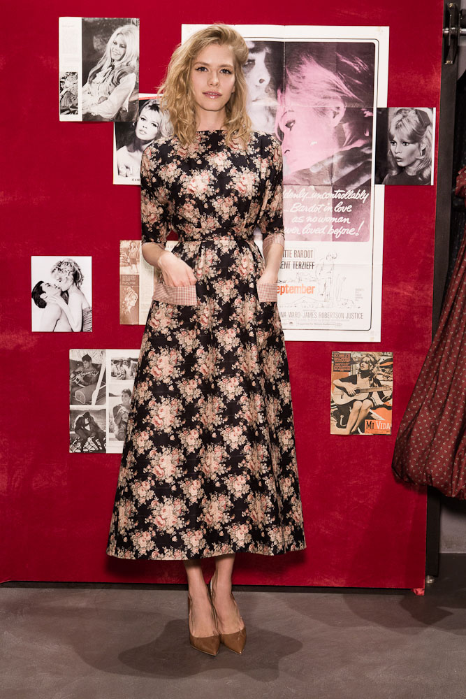 Открытие корнера Ulyana Sergeenko в Казахстане (фото 4)