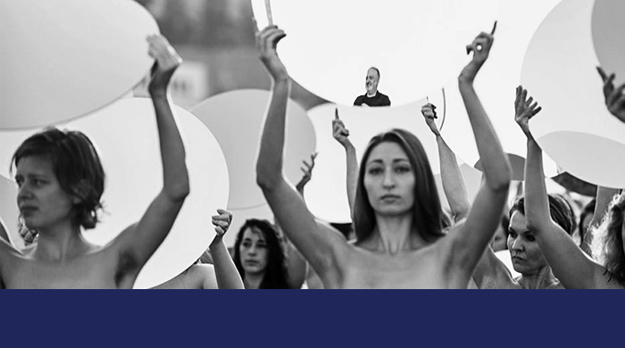 100 женщин разделись для Дональда Трампа