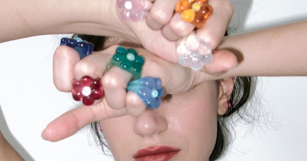 Новое имя. Don’t drop the glass — стеклянные украшения ручной работы