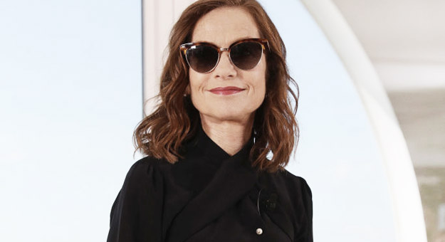 Вышел первый трейлер фильма «Счастливый конец» с Изабель Юппер