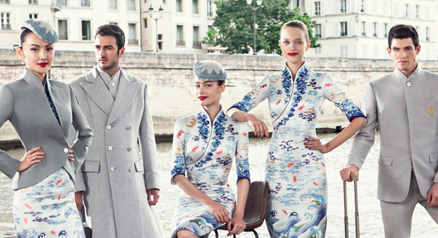 Стюарды и стюардессы получат кутюрную униформу