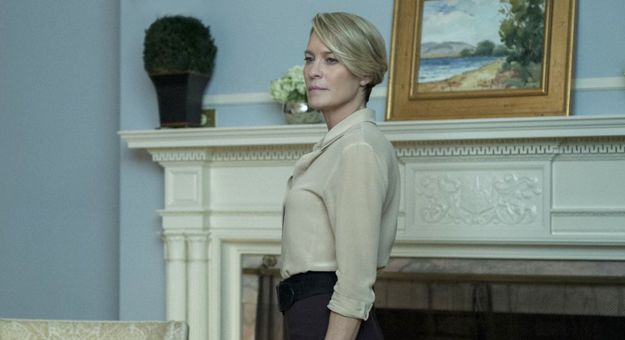 Костюмер «Карточного домика» рассказала о гардеробе Клэр Андервуд