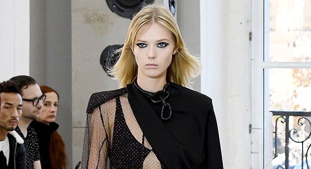 «Слишком большая»: модель Улрикк Хойер не допустили к показу