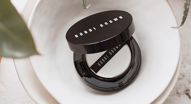 Кушон Skin Foundation Cushion Compact SPF 35 от Bobbi Brown — выбор Buro 24/7