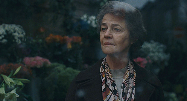 Шарлотта Рэмплинг сыграла жену заключенного в драме «Ханна»